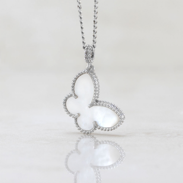 Pendant Butterfly With White Mother-of-pearl