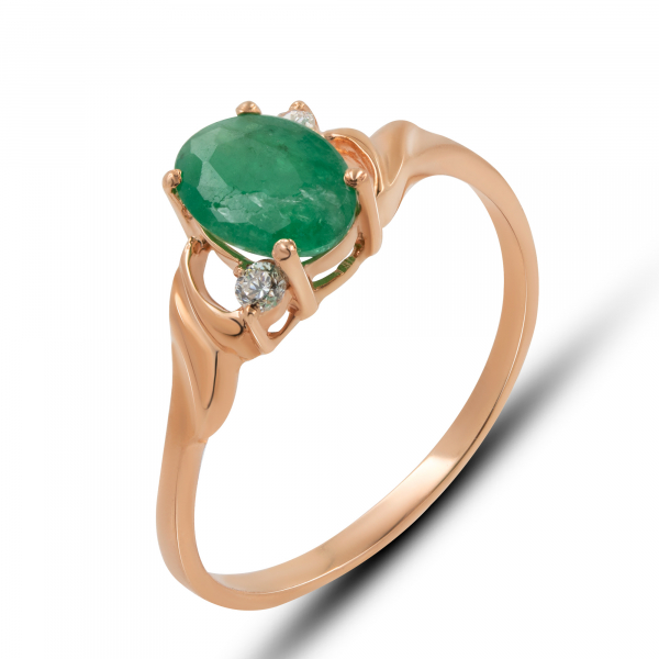 Woman Ring With Emerald