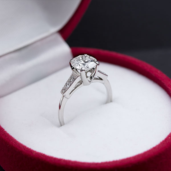 Exclusive White Gold Ring