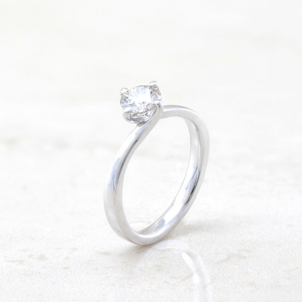 White Gold Ring With Diamond